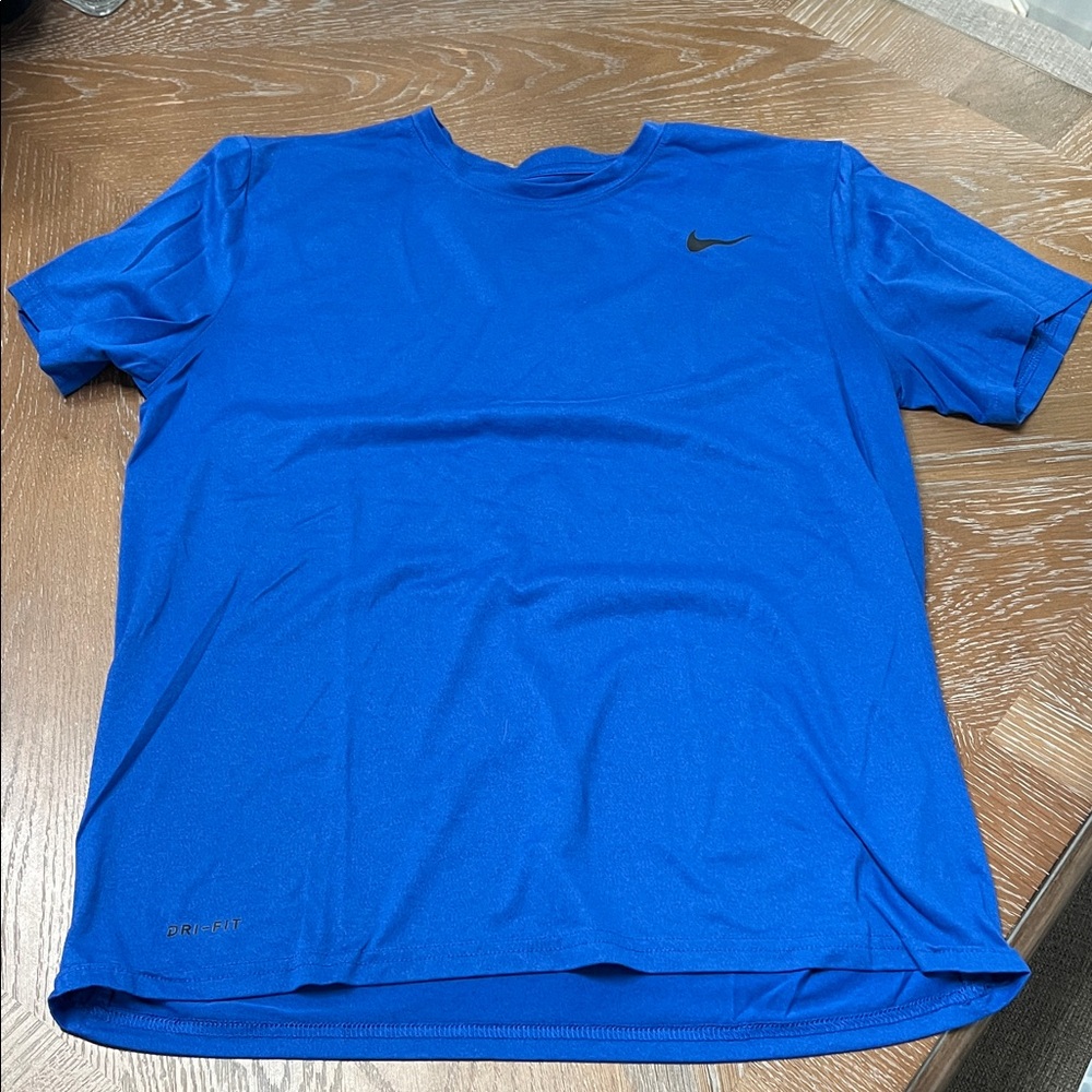 Nike Men's Vibrant Blue Short Sleeve Tee